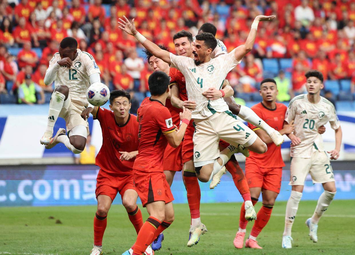 外线手感火热！麦克布莱德替补命中7记三分砍下22分3篮板